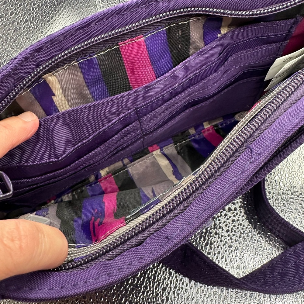 Lug ‘flyer’ purple crossbody purse - Picture 5 of 7